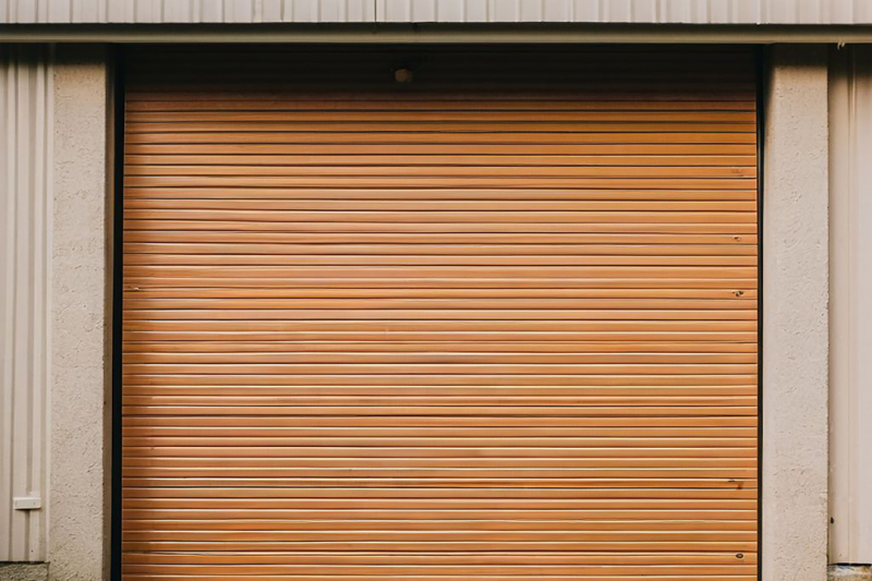 Porta de Enrolar Manual: Preço e Vantagens que Você Precisa Saber